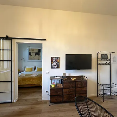 La Magnolia * Florence