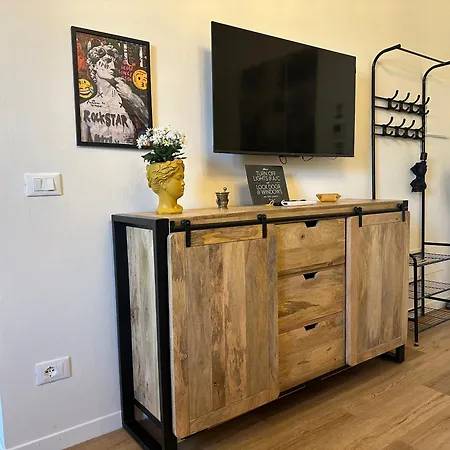 La Magnolia Florence