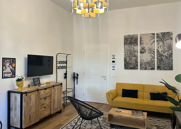 La Magnolia Apartment *